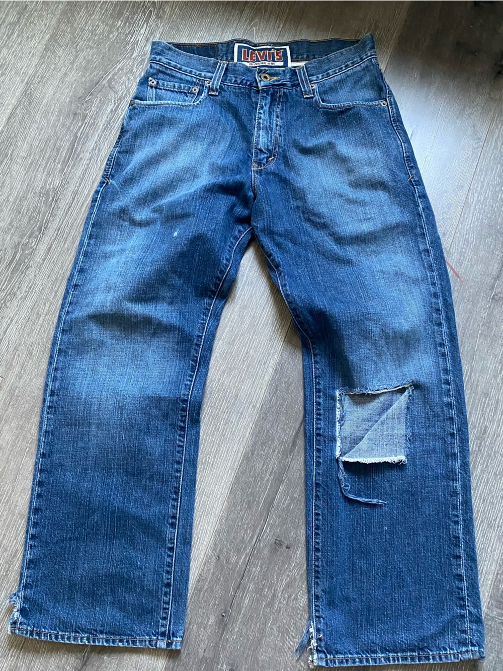 Levi's • Men's Straight-Leg Jeans
